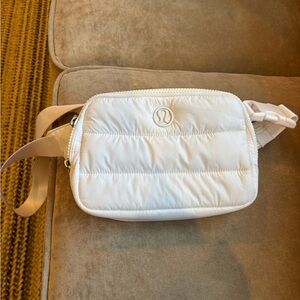 lululemon belt bag